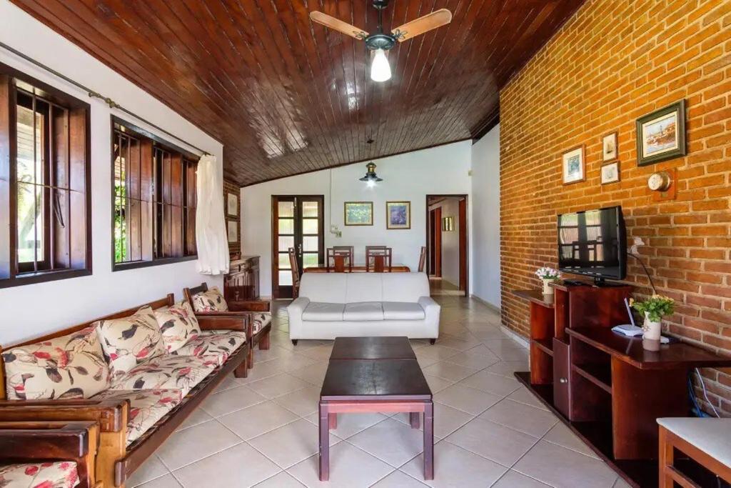 Bh4 - Bh4: Casa Com Piscina Ao Lado Da Praia Grande Ubatuba Kültér fotó