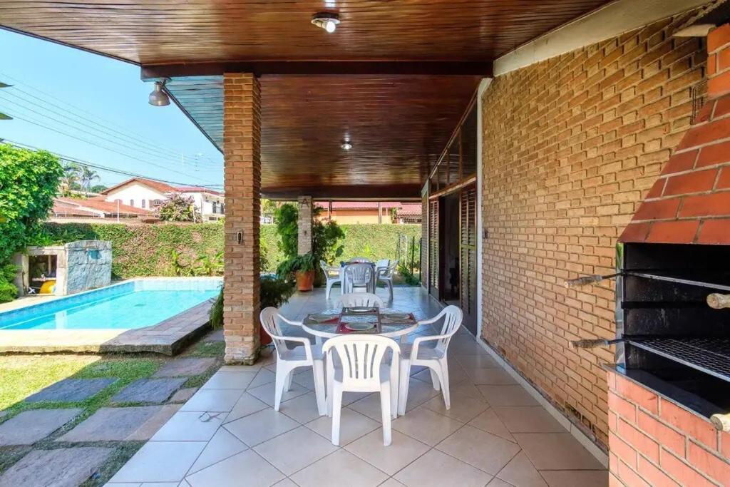 Bh4 - Bh4: Casa Com Piscina Ao Lado Da Praia Grande Ubatuba Kültér fotó